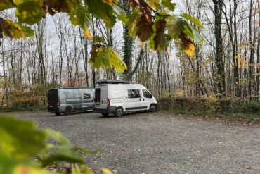Ducato Vanilfe auf Parkplatz